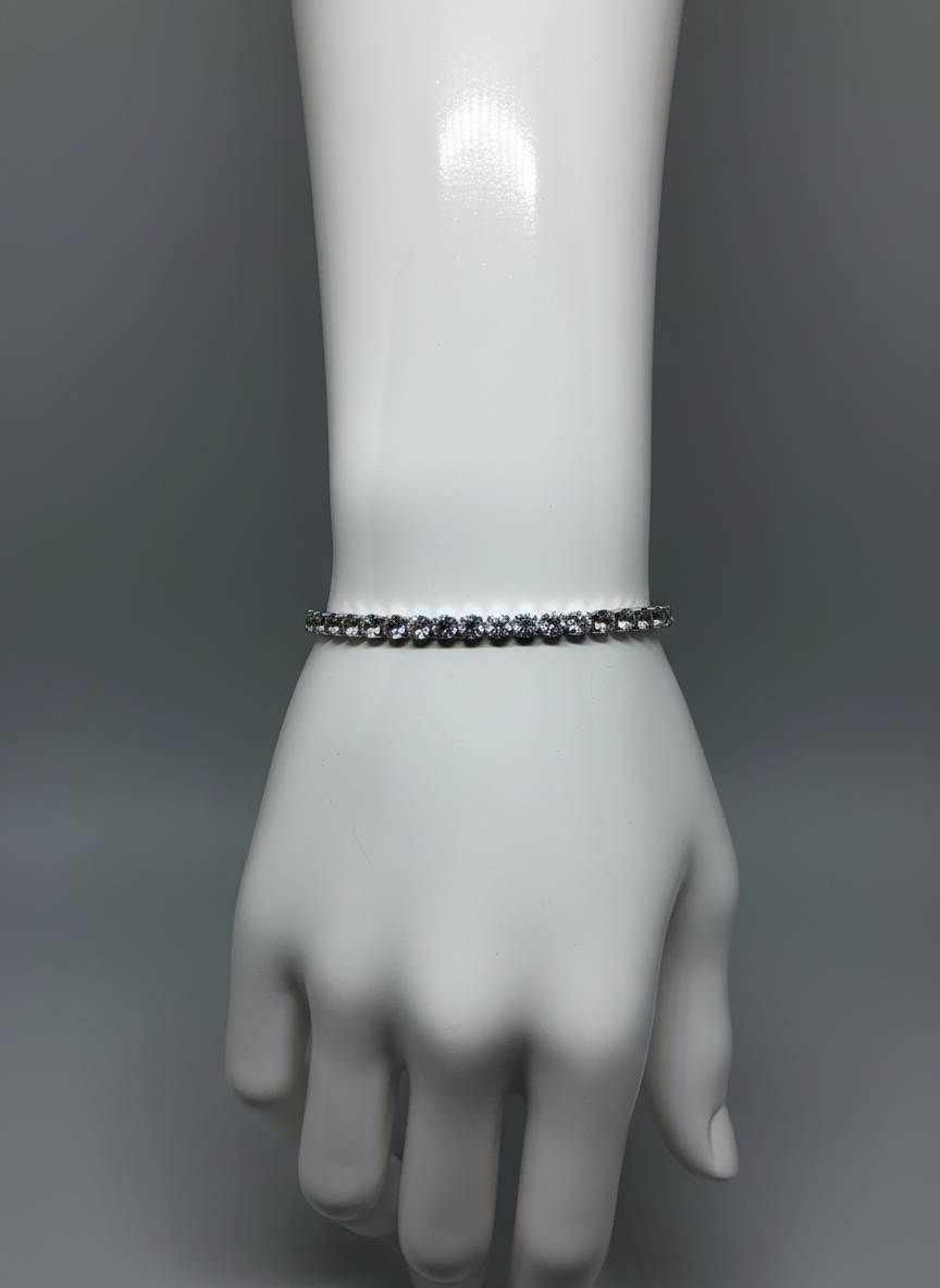 Tennis Bracelet – 18K White Gold Plated