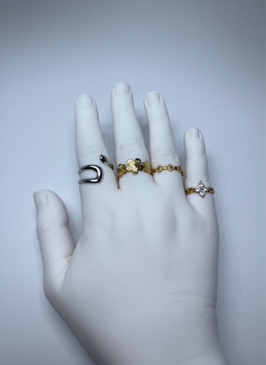 Four-Piece Ring Set – 18K Gold Plated