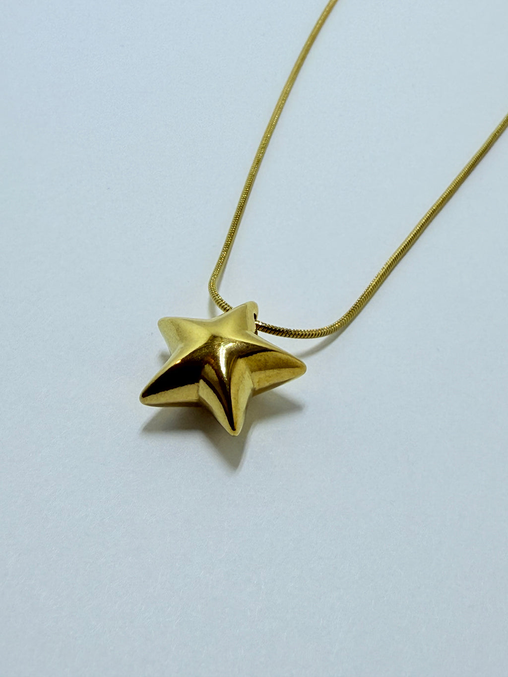 Star Pendant Necklace – 18K Gold Plated