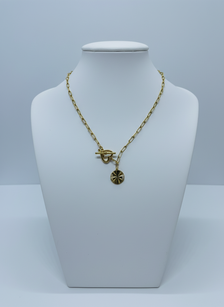 Fan Textured Necklace – 18K Gold Plated